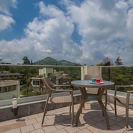 Villa Azul By Stayvista, Offering A Snooker Table, Terrace, Swimming Pool & A Spacious Lawn With A Charming Gazebo For A Perfect Getaway Lonavala Exterior foto